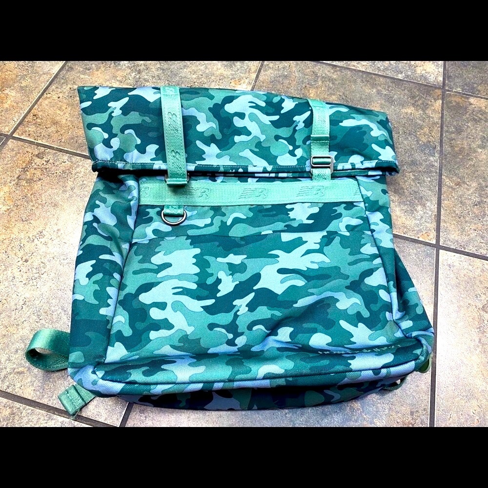 New Balance LSE Roll Top Backpack Green Camo